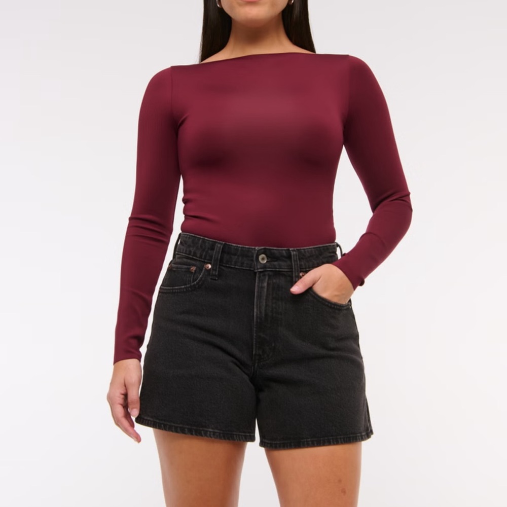Women's Abercrombie curve love dad shorts